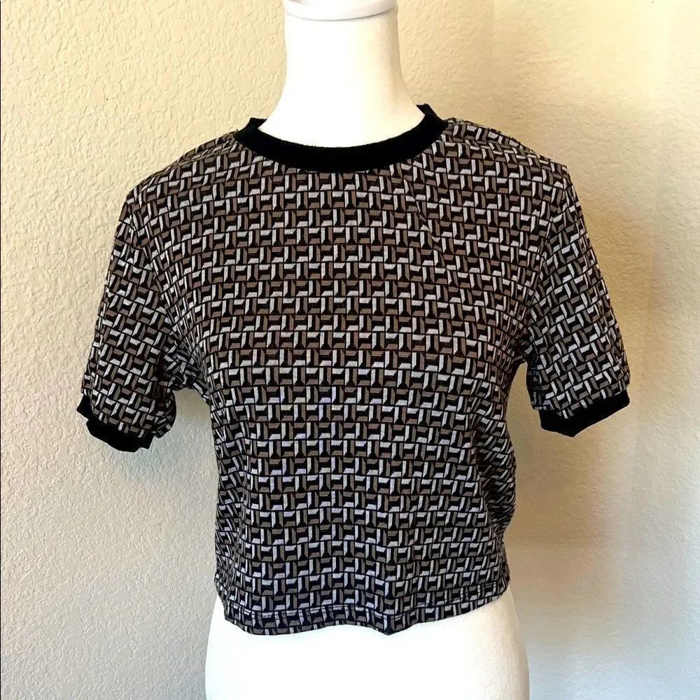 Silhouette Stylez Geometric Pattern Black, Tan and White Crop Top